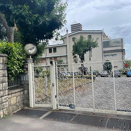 La Finestra "Sul Lago" Predore Exterior photo