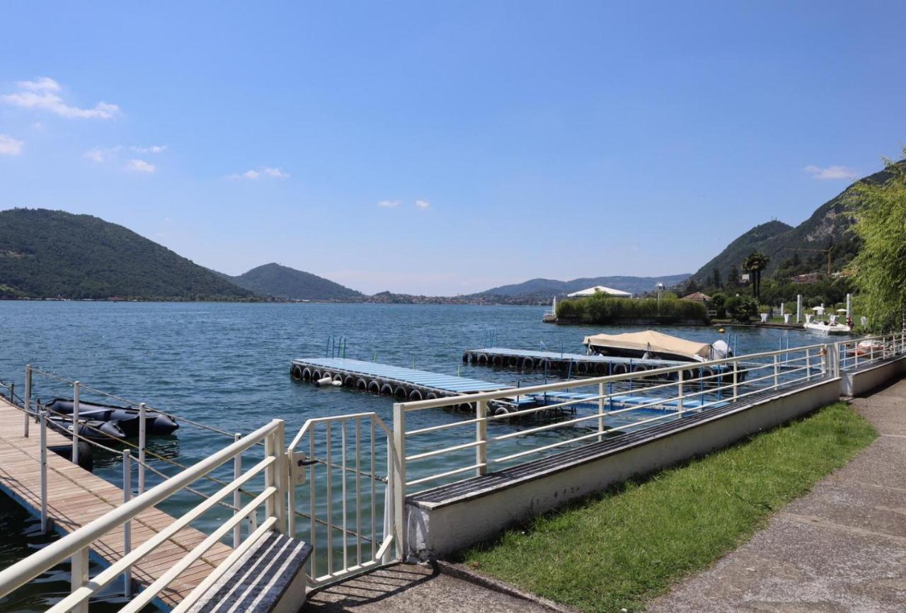 La Finestra "Sul Lago" Predore Exterior photo
